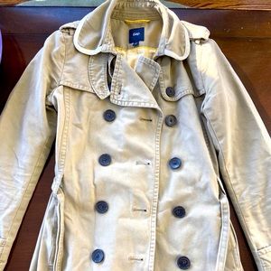 Gap trench coat
